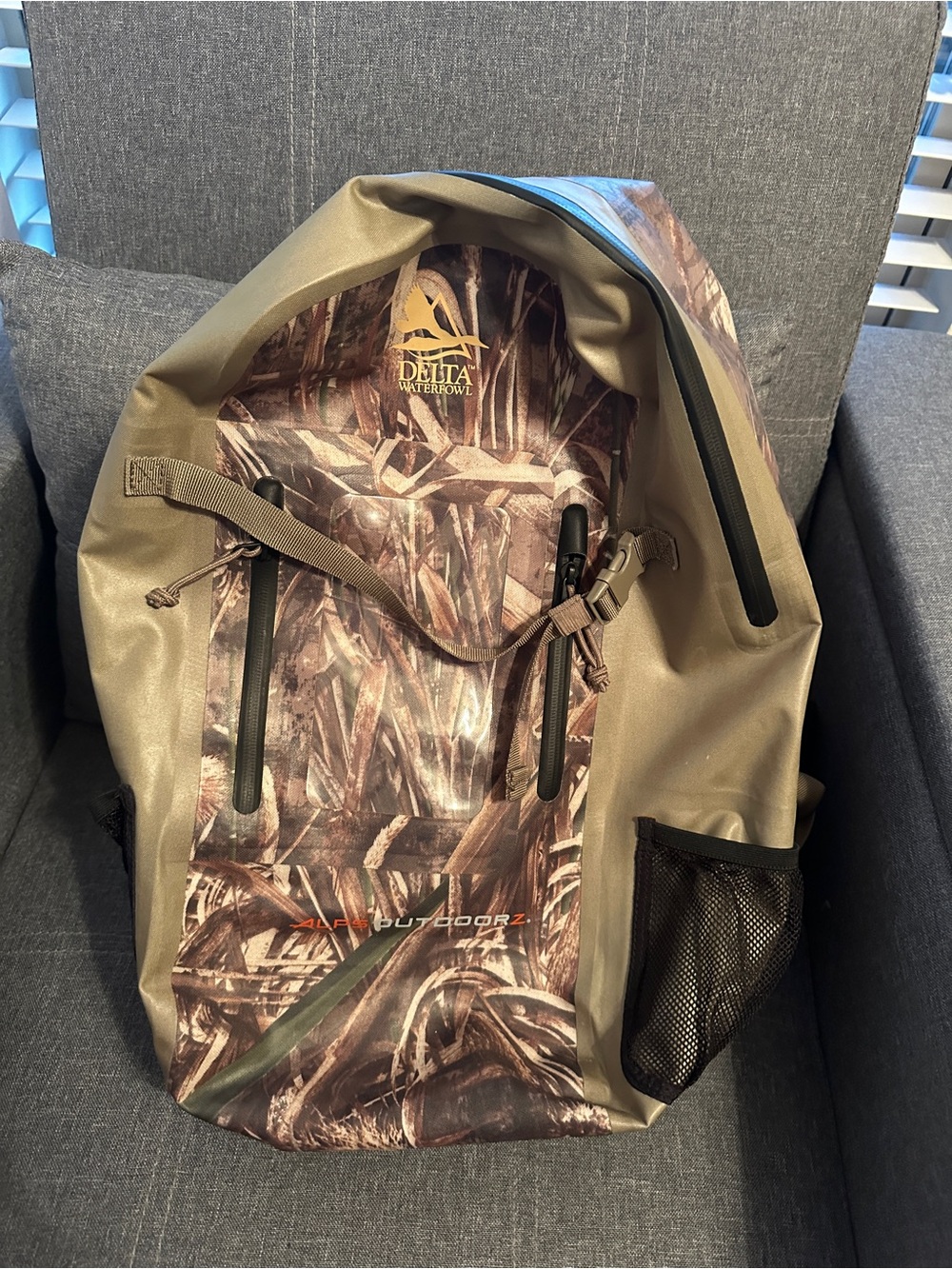 ALPS Outdoorz Delta Waterfowl Padded RealTree Max 5 Waterproof Backpack